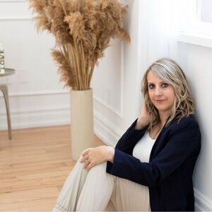 Meet your Posher, Alyson